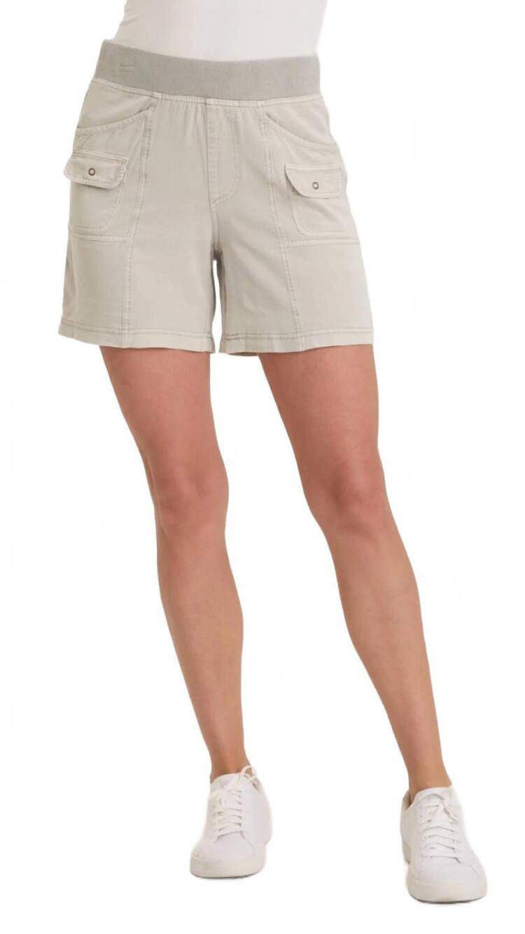 NEW WEARABLES prosper twill short in whitecap pigment